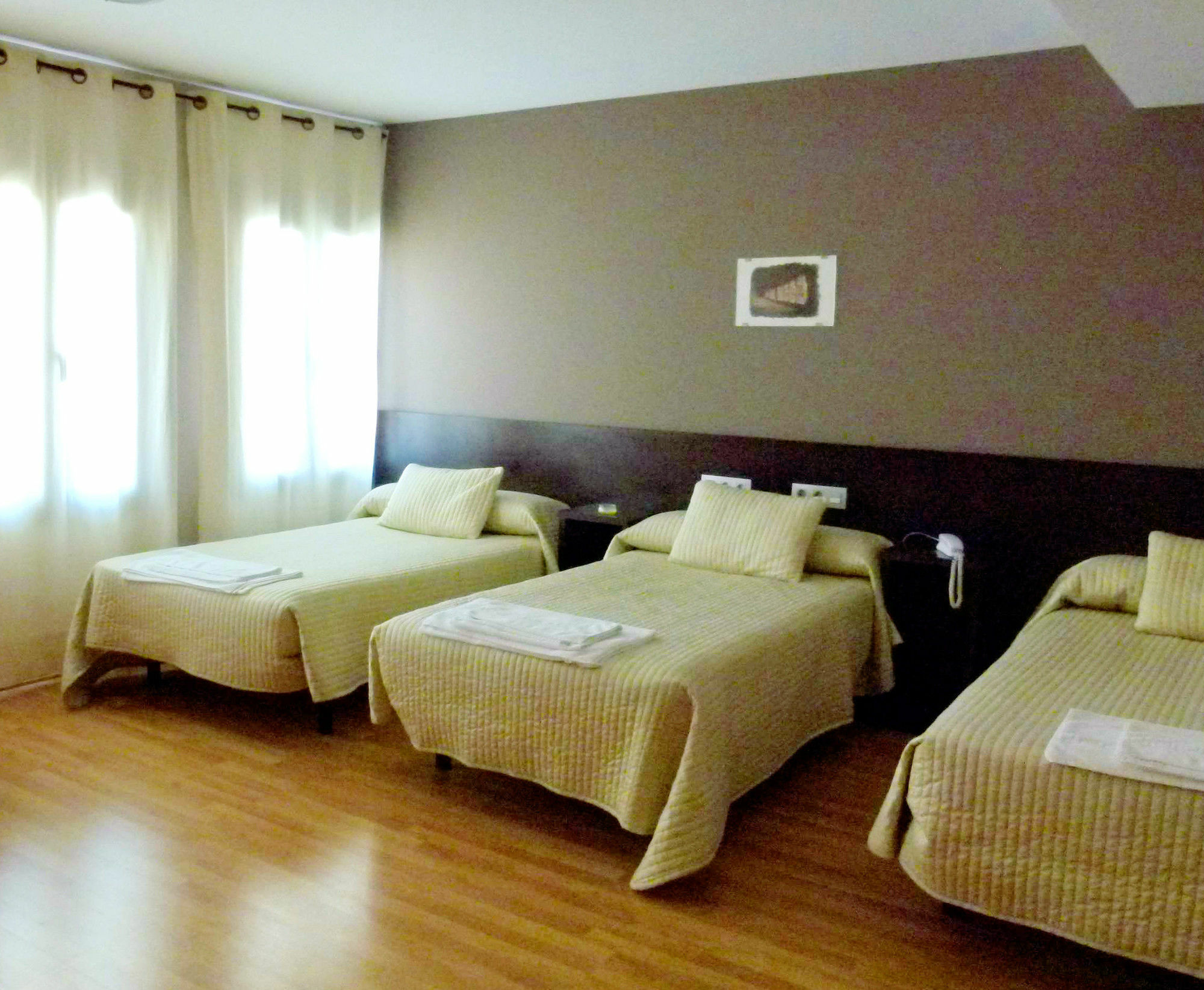 Hostal Venta De Valcorba Soria Exterior foto