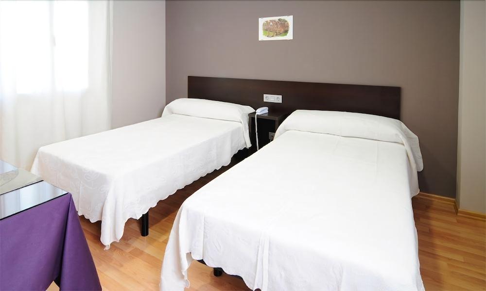 Hostal Venta De Valcorba Soria Exterior foto